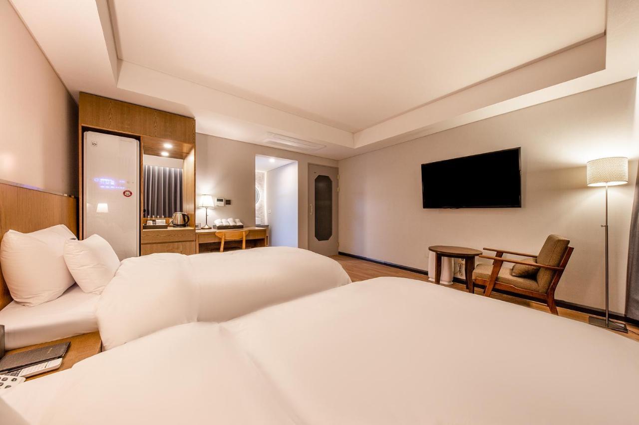Hotel The Hill Gwangju Metropolitan City Exteriör bild